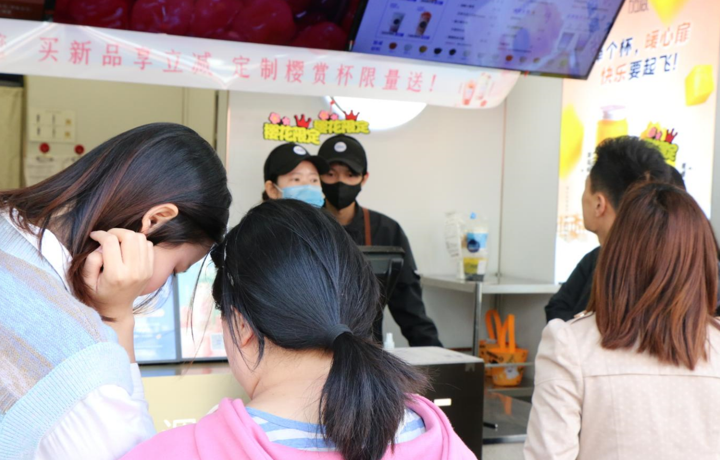 星空体育官方网站茶饮：奶茶加盟市场火热，为什么有些人却无法加入